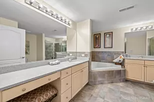 1 Itasca Pl, Itasca, IL 60143 - Photo 15