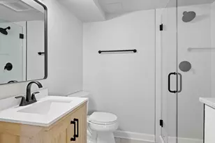 143 Ann St, Clarendon Hills, IL 60514 - Photo 17