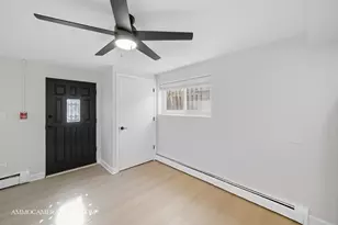 143 Ann St, Clarendon Hills, IL 60514 - Photo 3