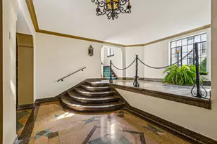 7348 N Ridge Blvd, Chicago, IL 60645 - Photo 29