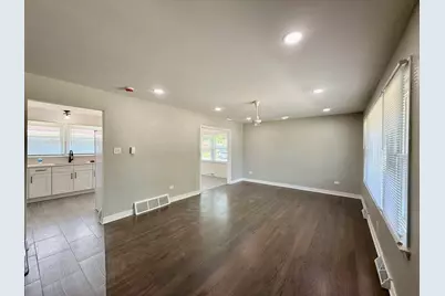 14101 S Saginaw Avenue, Burnham, IL 60633 - Photo 5