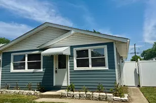 14105 S Saginaw Ave, Burnham, IL 60633 - Photo 3