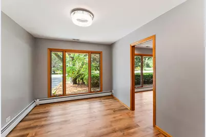 2226 Shannondale Road, Green Oaks, IL 60048 - Photo 5