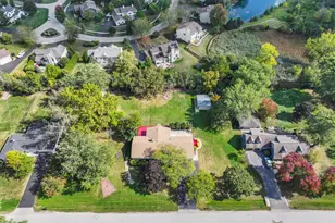 2226 Shannondale Rd, Green Oaks, IL 60048 - Photo 35