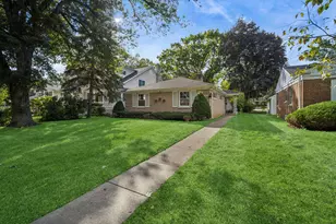 2239 Washington Ave, Wilmette, IL 60091 - Photo 1