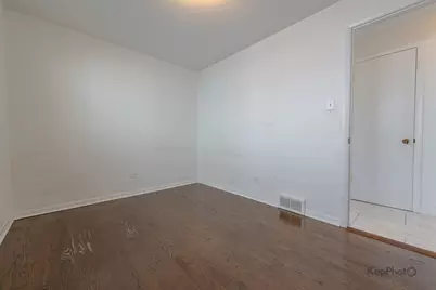 3704 W 57th Street, Chicago, IL 60629 - Photo 11