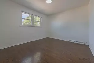 3704 W 57th St, Chicago, IL 60629 - Photo 15