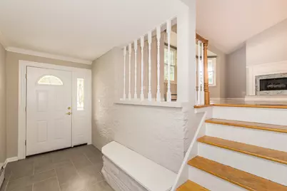 1008 N Newberry Lane, Mount Prospect, IL 60056 - Photo 3