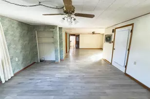 702 E Timber St, Pontiac, IL 61764 - Photo 5