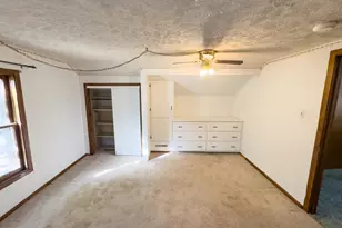 702 E Timber St, Pontiac, IL 61764 - Photo 17