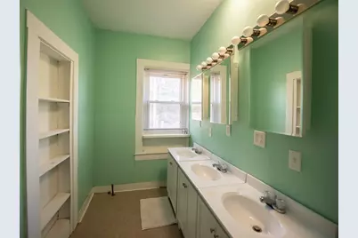 716 Locust Street, Sterling, IL 61081 - Photo 21