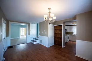 716 Locust St, Sterling, IL 61081 - Photo 15