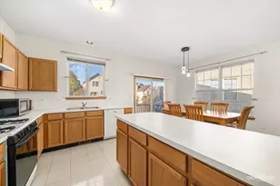 650 Littleton Trail, Elgin, IL 60120 - Photo 11