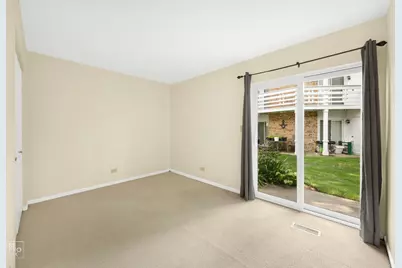 1081 Courtland Drive #1081, Buffalo Grove, IL 60089 - Photo 11