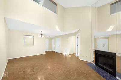 1081 Courtland Drive #1081, Buffalo Grove, IL 60089 - Photo 3