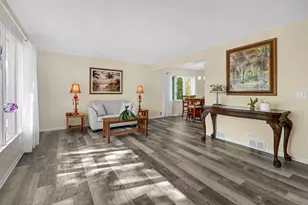 1042 Catalpa Ct, Beecher, IL 60401 - Photo 3