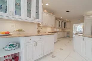 310 Barrington Dr, Bourbonnais, IL 60914 - Photo 17