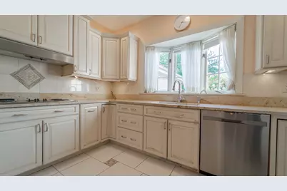 310 Barrington Drive, Bourbonnais, IL 60914 - Photo 23