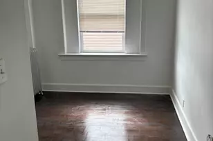 7945 S South Shore Dr, Chicago, IL 60617 - Photo 3