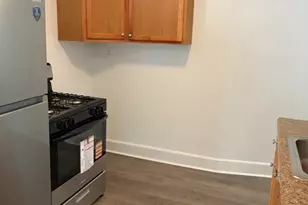 7945 S South Shore Dr, Chicago, IL 60617 - Photo 5