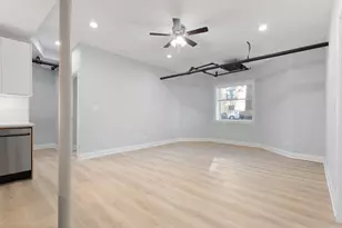 7381 N Damen Ave, Chicago, IL 60645 - Photo 5