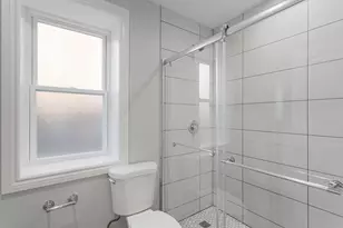 7381 N Damen Ave, Chicago, IL 60645 - Photo 11