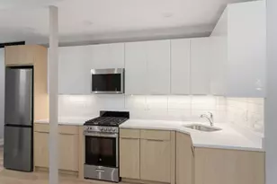 7381 N Damen Ave, Chicago, IL 60645 - Photo 3