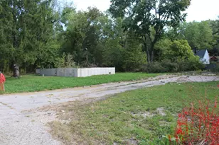 336 Rosedale Dr, Lakemoor, IL 60051 - Photo 1