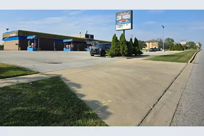 7225 W 151st Street, Orland Park, IL 60462 - Photo 1