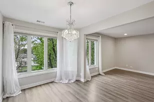 200 Lake Blvd, Buffalo Grove, IL 60089 - Photo 7