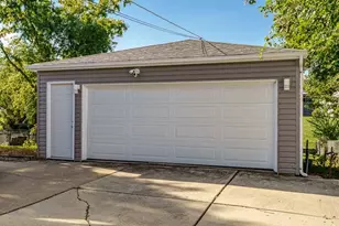 7924 Westview Ln, Woodridge, IL 60517 - Photo 3