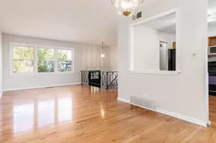 7924 Westview Ln, Woodridge, IL 60517 - Photo 15