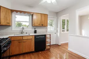 7924 Westview Ln, Woodridge, IL 60517 - Photo 19