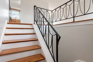 7924 Westview Ln, Woodridge, IL 60517 - Photo 9