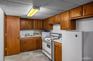 9N601 Santa Fe Trail, Elgin, IL 60124 - Photo 27