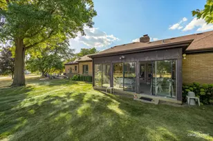 9N601 Santa Fe Trail, Elgin, IL 60124 - Photo 33