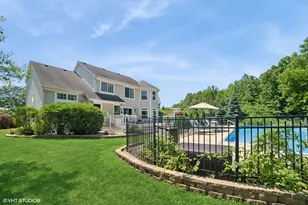 1354 Branden Ct, Bartlett, IL 60103 - Photo 35