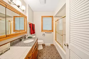 2630 Vale Ct, Downers Grove, IL 60516 - Photo 23