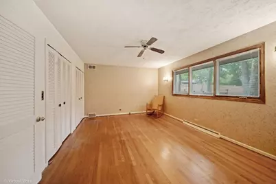 2630 Vale Court, Downers Grove, IL 60516 - Photo 17