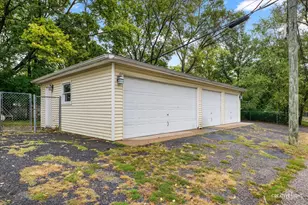 230 Comstock St, Joliet, IL 60436 - Photo 19