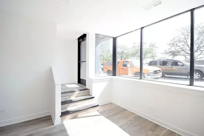 946 W Montrose Avenue #946, Chicago, IL 60613 - Photo 3