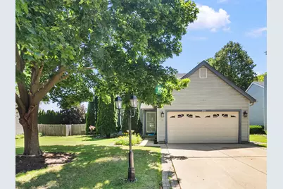 211 N Oltendorf Road, Streamwood, IL 60107 - Photo 1