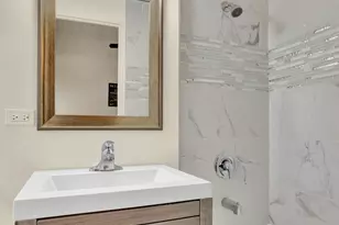 1100 N La Salle Dr, Chicago, IL 60610 - Photo 9