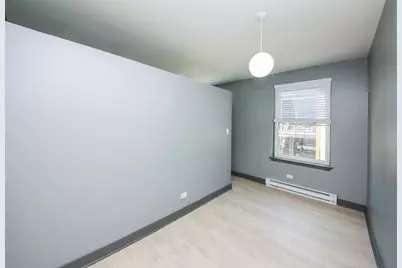 944 W Montrose Avenue #103, Chicago, IL 60613 - Photo 7