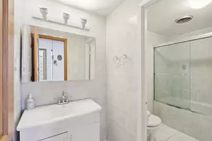 810 Silver Rock Ln, Buffalo Grove, IL 60089 - Photo 25