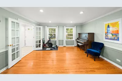 25W257 Gunston Avenue, Naperville, IL 60540 - Photo 9