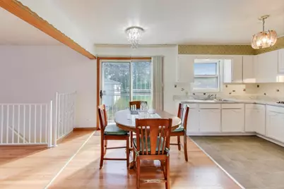 901 S Can Dota Avenue, Mount Prospect, IL 60056 - Photo 7