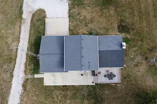 1985 N 670 East Rd, Gilman, IL 60938 - Photo 7