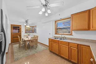 9000 S Cornell Ave, Chicago, IL 60617 - Photo 11