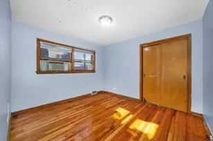 9000 S Cornell Ave, Chicago, IL 60617 - Photo 19